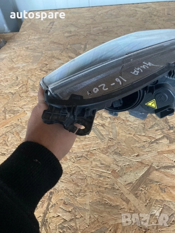 Ляв фар. Фарове. Ford Kuga. Форд Куга. 16-20г. Би ксенон. , снимка 3 - Части - 51961967