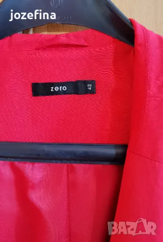 Дамско стилно червено манто, снимка 4 - Палта, манта - 49020418