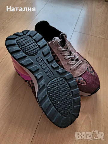 Дамски маратонки на Guess, р.38., снимка 4 - Маратонки - 49150541