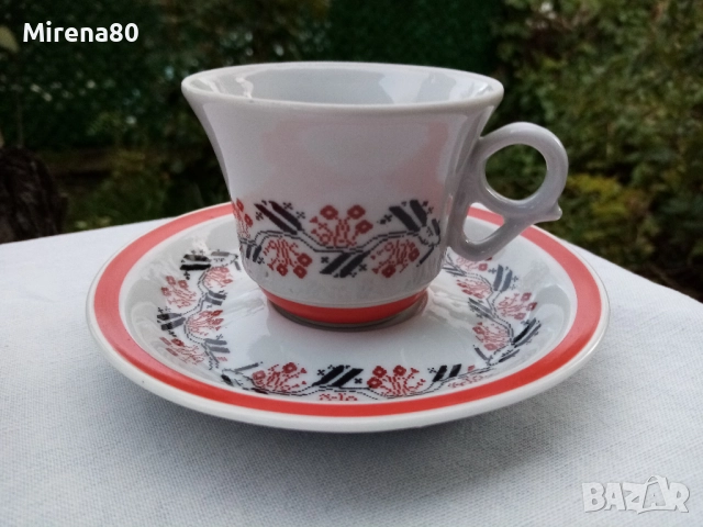 Винтидж румънски сервиз за кафе, снимка 8 - Сервизи - 52179642