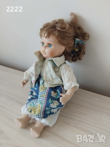 Стара кукла колекционерска  30 см , снимка 3 - Антикварни и старинни предмети - 34679242