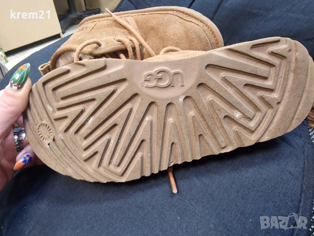 UGG боти номер 32.5, снимка 11 - Детски боти и ботуши - 52803413