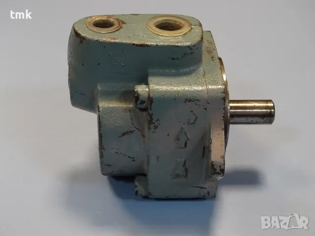 Хидравлична помпа DAIKIN KOGYO DS14P-11 vane pump, снимка 3 - Резервни части за машини - 49764161