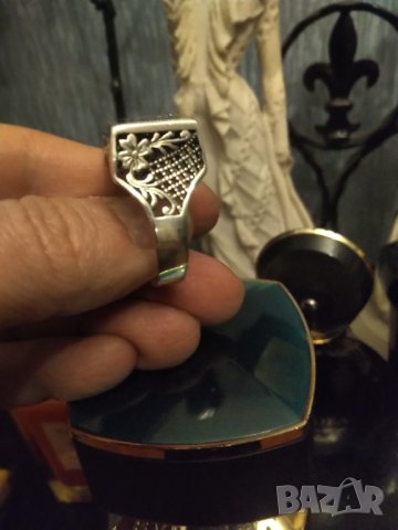 Мъжки масивен сребърен пръстен ръчна изработка с бял сапфир , снимка 2 - Пръстени - 43024561