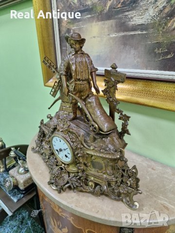 Страхотен антикварен колекционерски френски бронзов каминен часовник , снимка 2 - Антикварни и старинни предмети - 43312650
