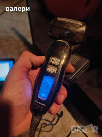 професионална машинка за бръснене Panasonic със зарядно