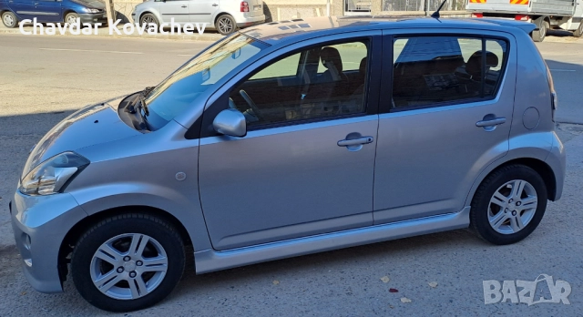 Daihatsu Sirion, снимка 7 - Автомобили и джипове - 52893152