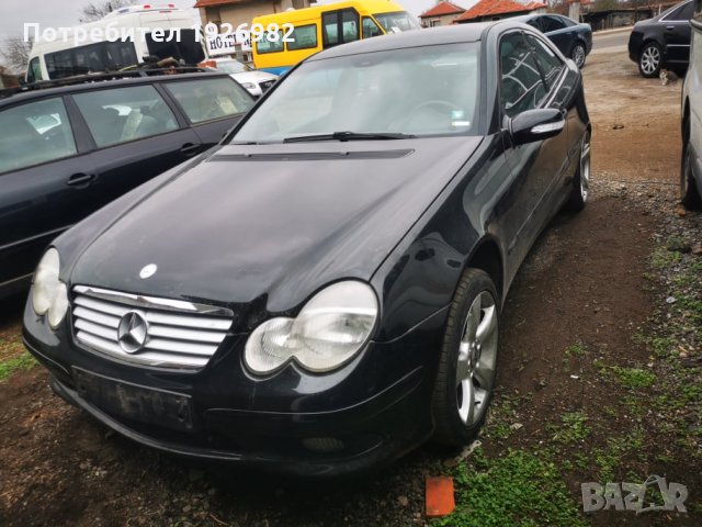 Mercedes C180 Kompressor, снимка 2 - Автомобили и джипове - 32742193