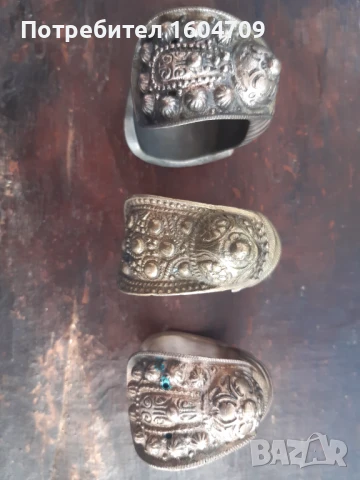 Възрожденска Сребърна Сечан Гривна Рогатка Носия Фолклор, снимка 2 - Антикварни и старинни предмети - 38902155