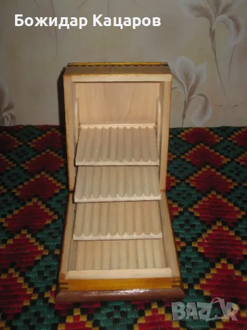 Дървени, купи, кутии, табакера, пана и сувенири. Цени 4- 25 лева.Пращам по Еконт., снимка 10 - Антикварни и старинни предмети - 49342901