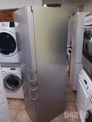 Сив комбиниран хладилник с фризер Liebherr с 2 години гаранция!, снимка 6 - Хладилници - 53128128