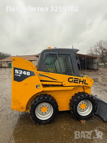 Gehl 5240 мини челен товарач, снимка 5 - Индустриална техника - 52895708