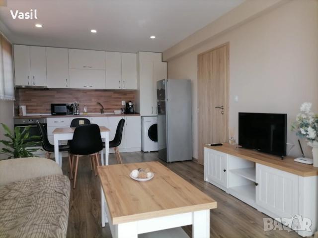 Луксозен тристаен апартамент с панорамни гледки - Свиленград, център