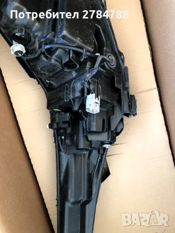 Ляв и десен фар Тойота C-HR 2021, снимка 14 - Части - 51434481