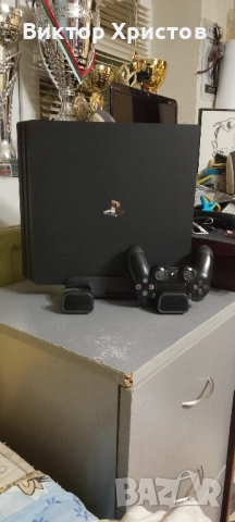 PS4 Pro 1TB + Logitech G29 + Shifter + игри + охлаждаща стойка готов комплект, снимка 2 - PlayStation конзоли - 51870693