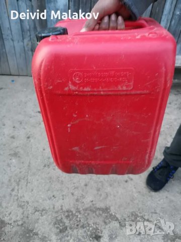 Продавам пластмасови туби по 25литра. , снимка 2 - Други инструменти - 28766460