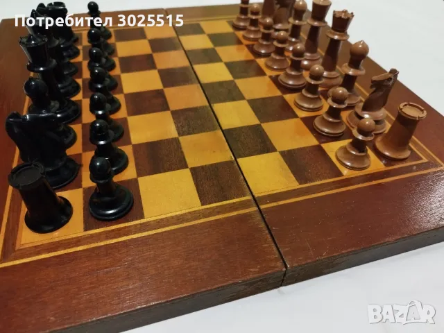 Стар шах в дървена кутия , снимка 4 - Шах и табла - 47960525