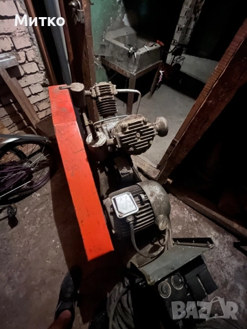 Компресор УК25, снимка 3 - Други машини и части - 51671118