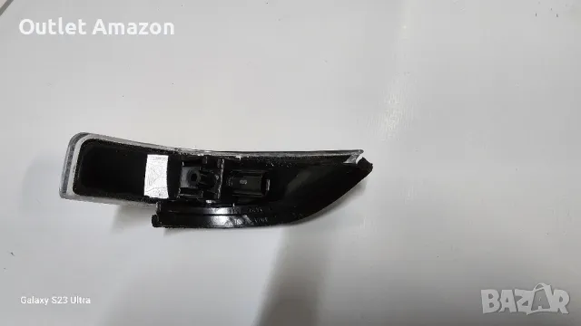 Сигнал за ляво огледало Toyota Yaris 2010г, снимка 3 - Аксесоари и консумативи - 47997012