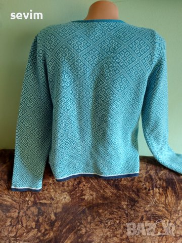 Дамски пуловер номер L, снимка 2 - Блузи с дълъг ръкав и пуловери - 44125957