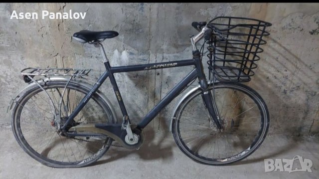 Стари велосипеди за градинска декорация