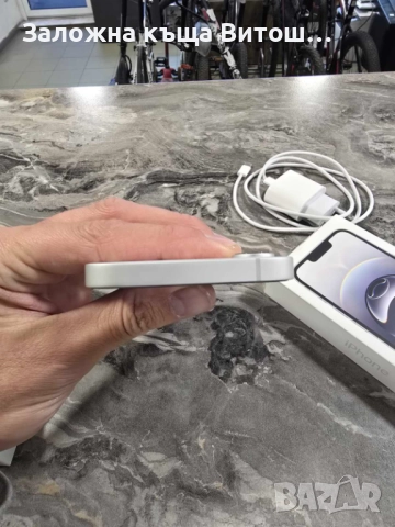 iPhone 16e 128Gb, снимка 6 - Apple iPhone - 52694418