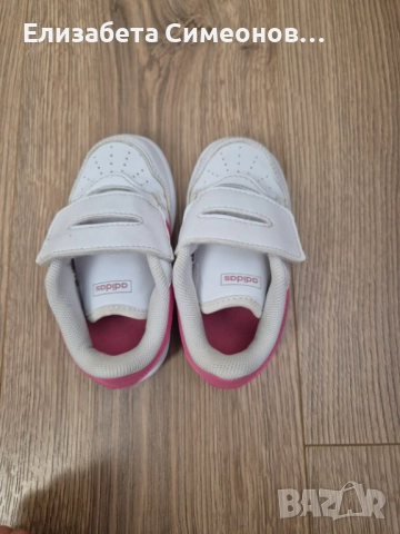 Детски маратонки Adidas , снимка 4 - Детски маратонки - 51870032