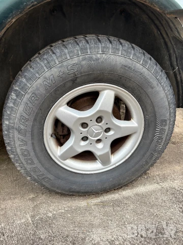 Джанти с гуми за мл163