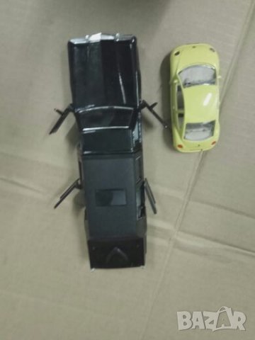 Продавам две метални колички, снимка 5 - Коли, камиони, мотори, писти - 27227507