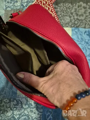 червена чанта, снимка 3 - Чанти - 48934069