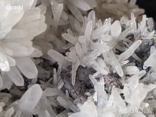 №8, Кварц,Кварцова друза със сфалерит, Кристали,Минерали,Родопи,BGminerals,, снимка 3 - Декорация за дома - 43898809