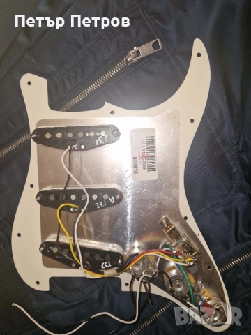 Обурудван пикгард  Fender , снимка 5 - Китари - 52770858