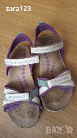 Кожени сандали Clarks, 28,5ти номер, снимка 8 - Детски сандали и чехли - 33649052