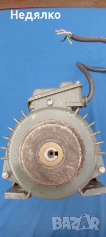 Винтидж ел.двигател от швейцарска бижутерска фреза, снимка 7 - Антикварни и старинни предмети - 43414741
