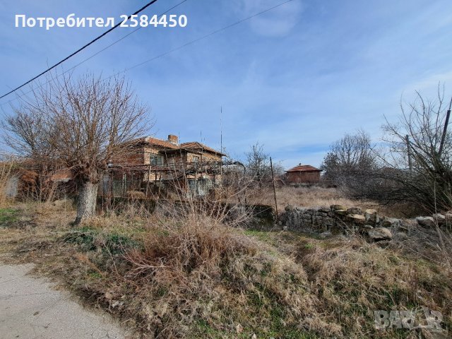 Къща в село Великан, снимка 3 - Къщи - 43815457