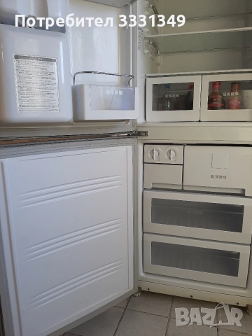 Хладилник с фризер Samsung , снимка 3 - Хладилници - 52774009