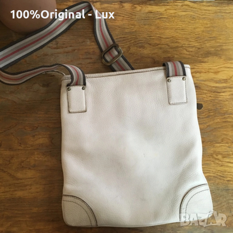 BURBERRY-Оргинал-100%.ЕСт.кожа!, снимка 8 - Чанти - 52867543