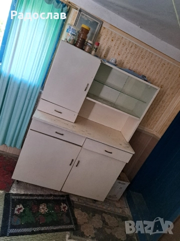 Голям старинен бюфет, снимка 2 - Антикварни и старинни предмети - 52484181