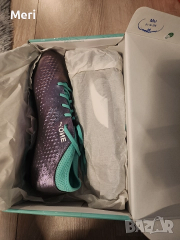 Футболни обувки - размер 42.5, снимка 2 - Футбол - 52308173