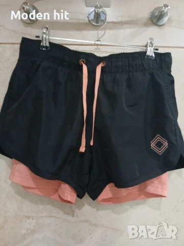 Дамски шорти с клин