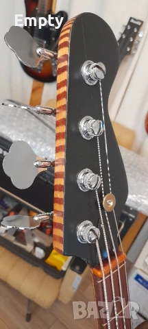 Фретлес бас, снимка 2 - Китари - 51286402