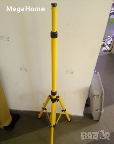 Стойка за прожектори и фенери, Тип трипод, Алуминий, Жълт, 60/160 см, снимка 2 - Други - 53061288