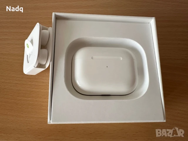 Оригинални Apple AirPods Pro (2nd Gen, USB-C) , снимка 8 - Слушалки, hands-free - 50823591