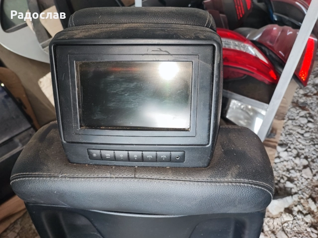 Монитор + дистанционно за Мерцедес W164