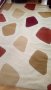 Луксозен килим с каменна настилка, снимка 1 - Килими - 28649647