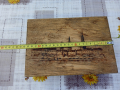 Стара дървена кутия, снимка 10