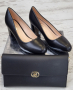 Дамски обувки в черен цвят на стабилен ток , снимка 1 - Дамски обувки на ток - 36535813