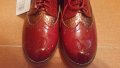 Фешън елегантни лачени обувки в червен цвят-равна подметка,осигуряваща стабилно и леко движение , снимка 1 - Дамски ежедневни обувки - 28206789