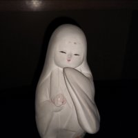 Японска порцеланова кукла, снимка 3 - Статуетки - 38777797