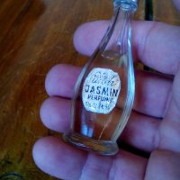 Стар парфюм Jasmin, снимка 2 - Други ценни предмети - 28321815